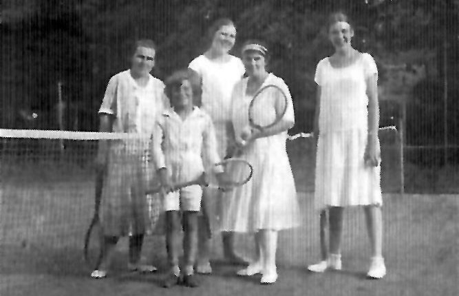 Tennis-Tradition in Buchschlag
